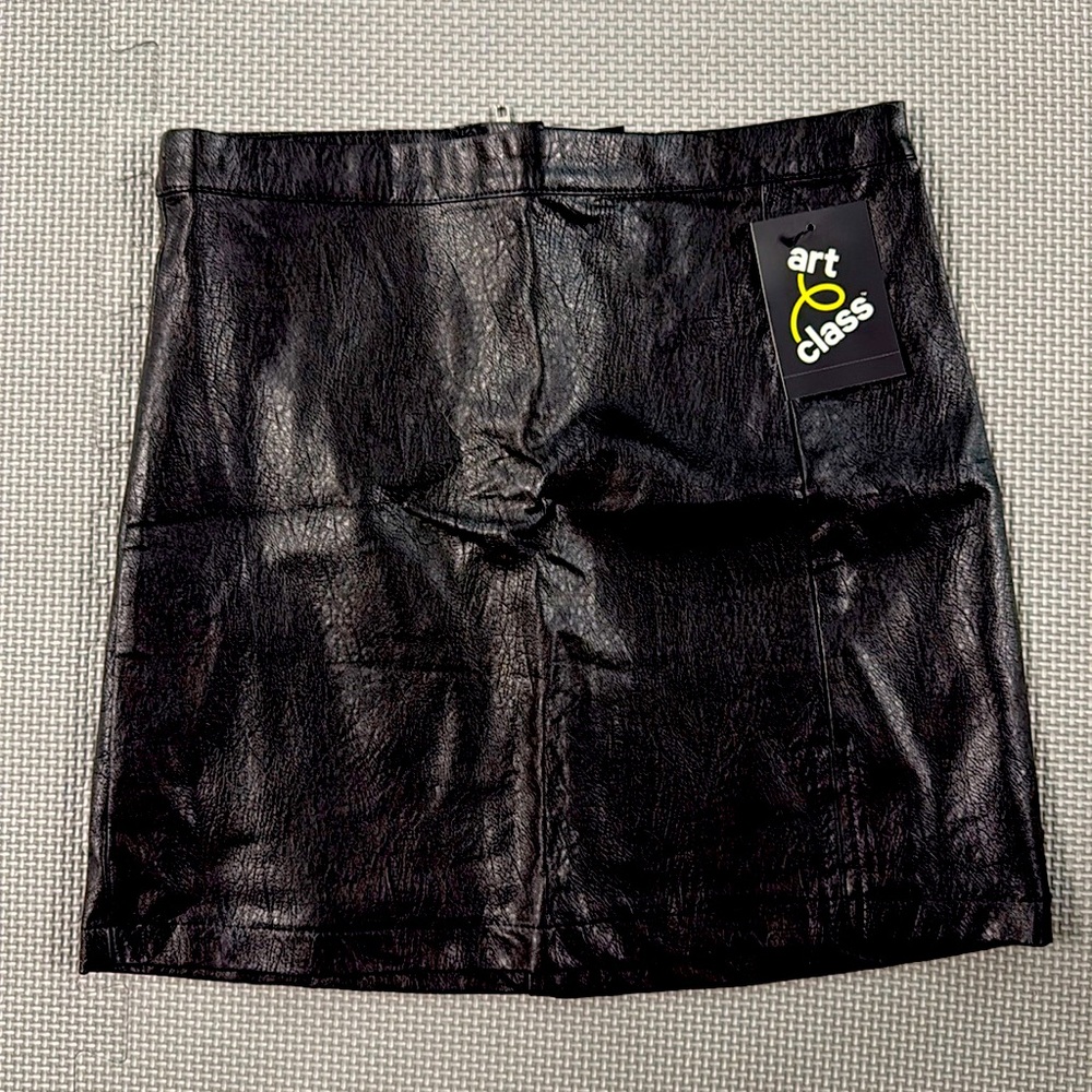 Art Class Kids skirt. Large 10/12